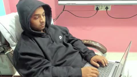 Snapshot of rwb17 chatting on November 14, 2025, 4:28 pm rwb17 online show from November 14, 2025, 4:28 pm