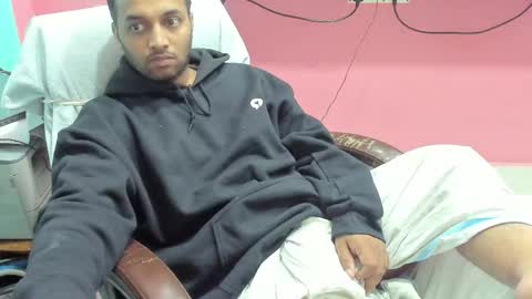 Snapshot of rwb17 chatting on November 20, 2025, 1:55 pm rwb17 online show from November 20, 2025, 1:55 pm