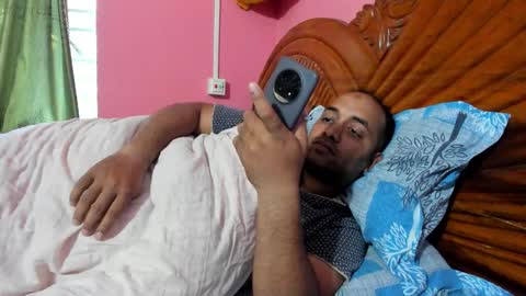 Snapshot of rwb17 chatting on December 22, 2025, 9:06 am rwb17 online show from December 22, 2025, 9:06 am