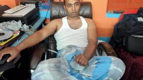 Snapshot of rwb17 chatting on February 16, 2026, 9:27 am rwb17 online show from February 16, 2026, 9:27 am