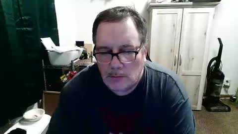 rwzar_1965 online show from May 9, 2026, 6:07 am