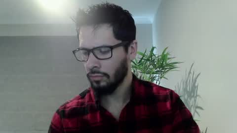 Snapshot of ryan_chatter chatting on June 18, 2026, 12:11 am Ryan online show from June 18, 2026, 12:11 am