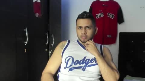 ryan_xc1 online show from October 7, 2025, 2:09 am