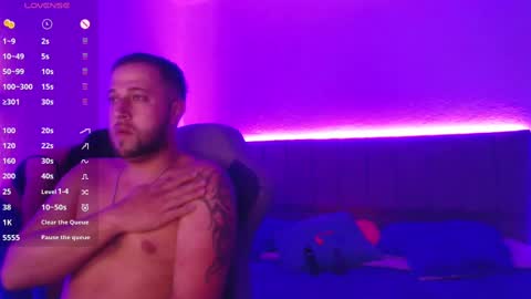 Snapshot of ryanandpamela_ chatting on February 26, 2025, 10:04 am Ryan And Pamela online show from February 26, 2025, 10:04 am