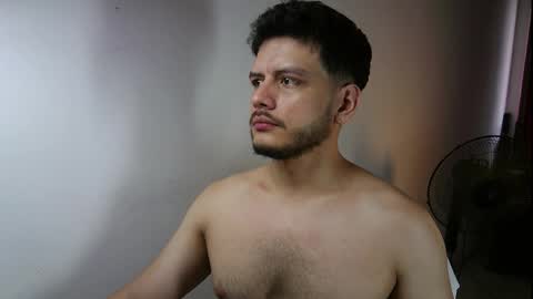 Ryl online show from December 15, 2025, 7:40 pm