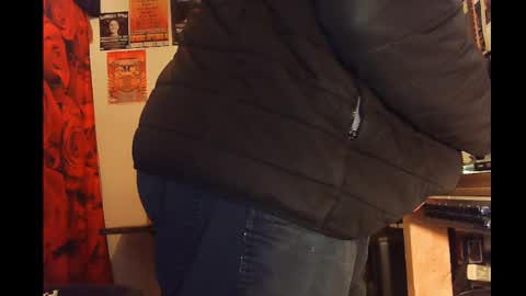 rynoxox online show from November 18, 2025, 6:29 am