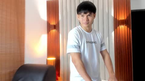 Ryo Kush online show from October 12, 2025, 2:10 am