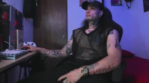 leopmonk help me reach 100 thumbs up online show from January 19, 2026, 2:04 am