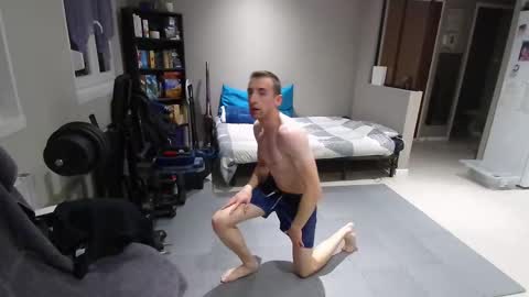 Snapshot of ryukukamifr chatting on February 24, 2025, 7:09 pm Ryuk FR online show from February 24, 2025, 7:09 pm