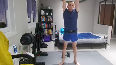 Snapshot of ryukukamifr chatting on December 1, 2025, 6:02 pm Ryuk FR online show from December 1, 2025, 6:02 pm