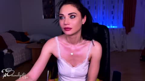 Snapshot of s3r3ndipity chatting on February 5, 2025, 3:55 am Y online show from February 5, 2025, 3:55 am