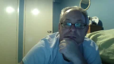 Snapshot of s536sny18 chatting on October 25, 2025, 1:51 pm s536sny18 online show from October 25, 2025, 1:51 pm