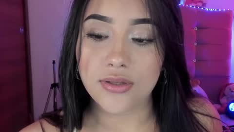 S H A R O N model independient online show from December 23, 2024, 2:28 pm