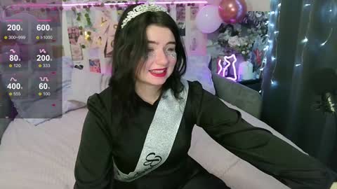 Snapshot of s_katekisa_ss chatting on December 8, 2024, 2:49 am Kate online show from December 8, 2024, 2:49 am