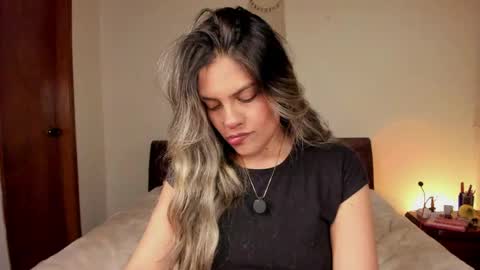Leslie Beltrn online show from May 3, 2026, 3:45 am
