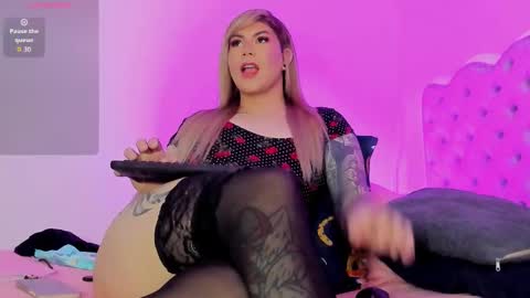 Sammy Saenz ig Sammysaenz  online show from November 8, 2025, 11:58 pm