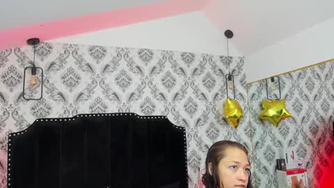 Snapshot of saara_brown chatting on January 5, 2025, 12:21 pm Saara Brown online show from January 5, 2025, 12:21 pm