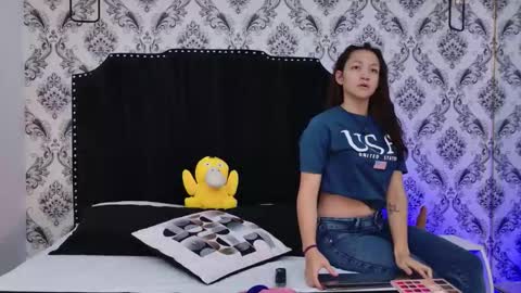 Snapshot of saara_brown chatting on September 24, 2025, 11:46 am Saara Brown online show from September 24, 2025, 11:46 am