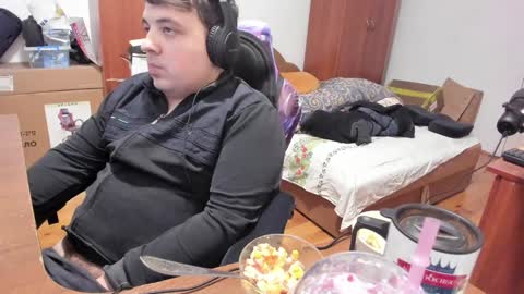 1141323  my Lord Mister Max   moms treasure online show from January 1, 2025, 1:04 am