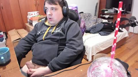 1141323  my Lord Mister Max   moms treasure online show from January 7, 2025, 11:56 pm