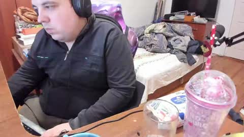 1141323  my Lord Mister Max   moms treasure online show from January 24, 2025, 6:56 pm