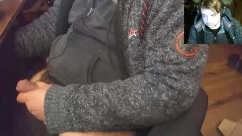 1141323  my Lord Mister Max   moms treasure online show from September 23, 2025, 8:01 pm