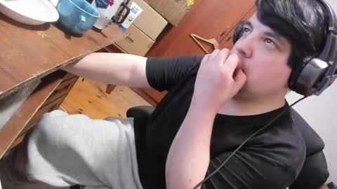 1141323  my Lord Mister Max   moms treasure online show from March 28, 2026, 6:07 pm