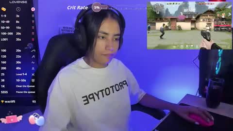 Angie  online show from September 15, 2025, 8:09 pm