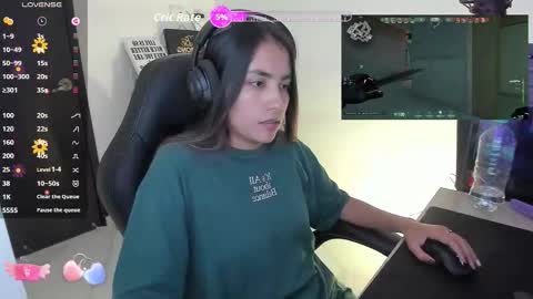 Angie  online show from October 10, 2025, 8:41 pm