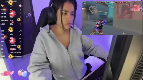 Angie  online show from November 27, 2025, 4:42 pm