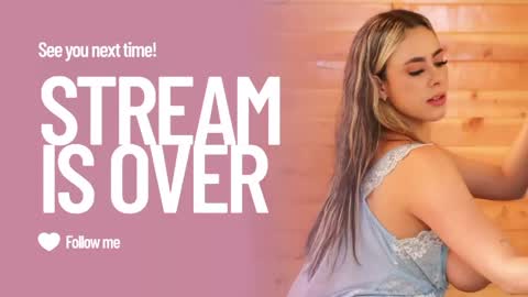 sabrina_geek online show from April 25, 2026, 2:14 am