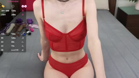 Sabrina online show from December 3, 2024, 7:43 am