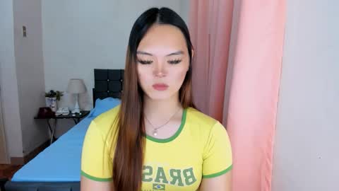 sabrina_hilson online show from September 24, 2025, 2:53 pm