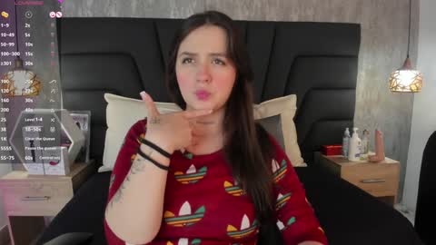 Snapshot of sabrina_lennox chatting on January 9, 2025, 7:50 pm Sabrina Maria online show from January 9, 2025, 7:50 pm