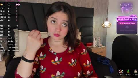 Snapshot of sabrina_lennox chatting on January 9, 2025, 10:52 pm Sabrina Maria online show from January 9, 2025, 10:52 pm