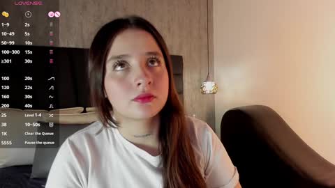 Snapshot of sabrina_lennox chatting on January 29, 2025, 7:43 pm Sabrina Maria online show from January 29, 2025, 7:43 pm