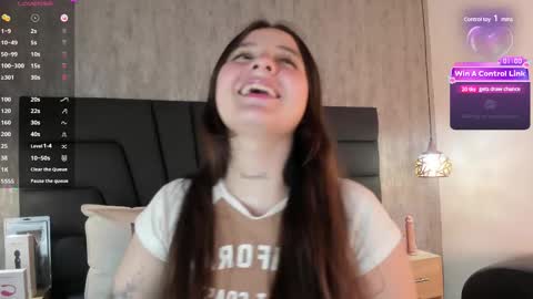 Snapshot of sabrina_lennox chatting on February 10, 2025, 7:49 pm Sabrina Maria online show from February 10, 2025, 7:49 pm