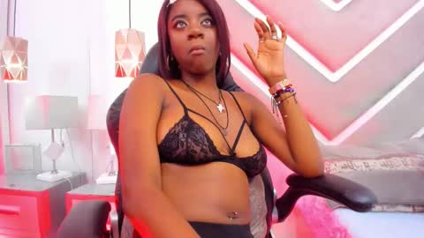 Snapshot of sabrinabrownn chatting on October 11, 2025, 5:50 am SabrinnaBrownn online show from October 11, 2025, 5:50 am