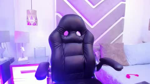 Snapshot of sabrinabrownn chatting on October 21, 2025, 6:14 am SabrinnaBrownn online show from October 21, 2025, 6:14 am