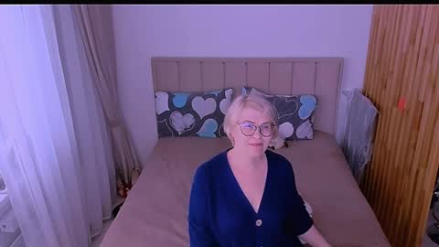 Sabrina MacMarren online show from April 7, 2026, 4:29 pm