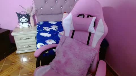 sabrinapaulson online show from April 21, 2026, 10:34 pm