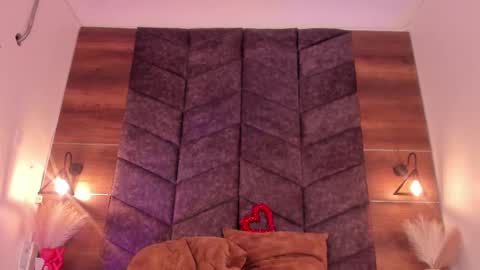 S A B R I N A  online show from February 16, 2025, 5:59 pm