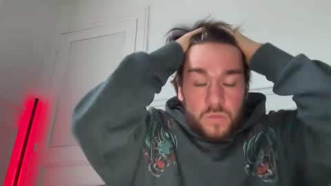 Sachaa online show from February 15, 2026, 4:25 pm