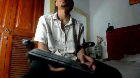 Sack online show from December 15, 2025, 8:35 pm