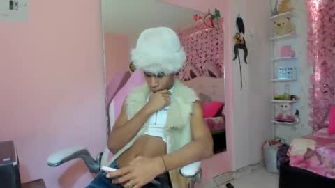 Snapshot of sack_wink chatting on September 8, 2025, 7:35 pm sack_wink online show from September 8, 2025, 7:35 pm