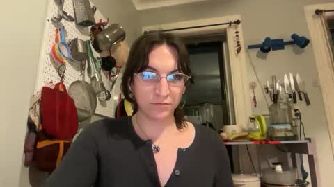 Snapshot of sadie_stars chatting on December 16, 2025, 12:15 am Sadie online show from December 16, 2025, 12:15 am