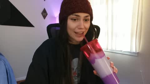 Snapshot of sadierenee96 chatting on December 5, 2024, 8:44 pm Sadie Renee  online show from December 5, 2024, 8:44 pm