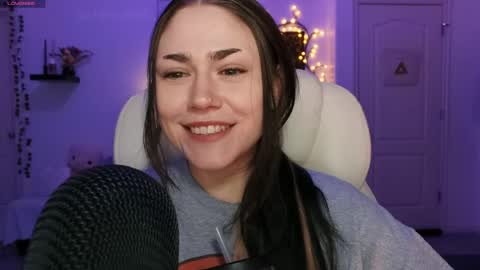 Sadie Renee  online show from April 8, 2026, 12:54 am