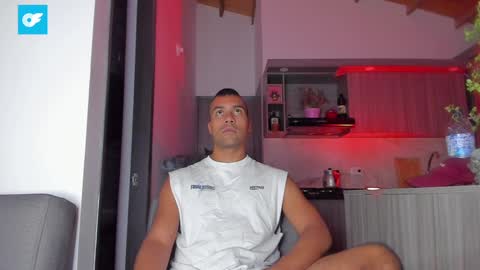 Snapshot of sag_1998 chatting on January 15, 2025, 2:06 am Sag online show from January 15, 2025, 2:06 am