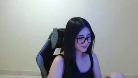 Sahaliefox  online show from January 12, 2026, 6:57 pm